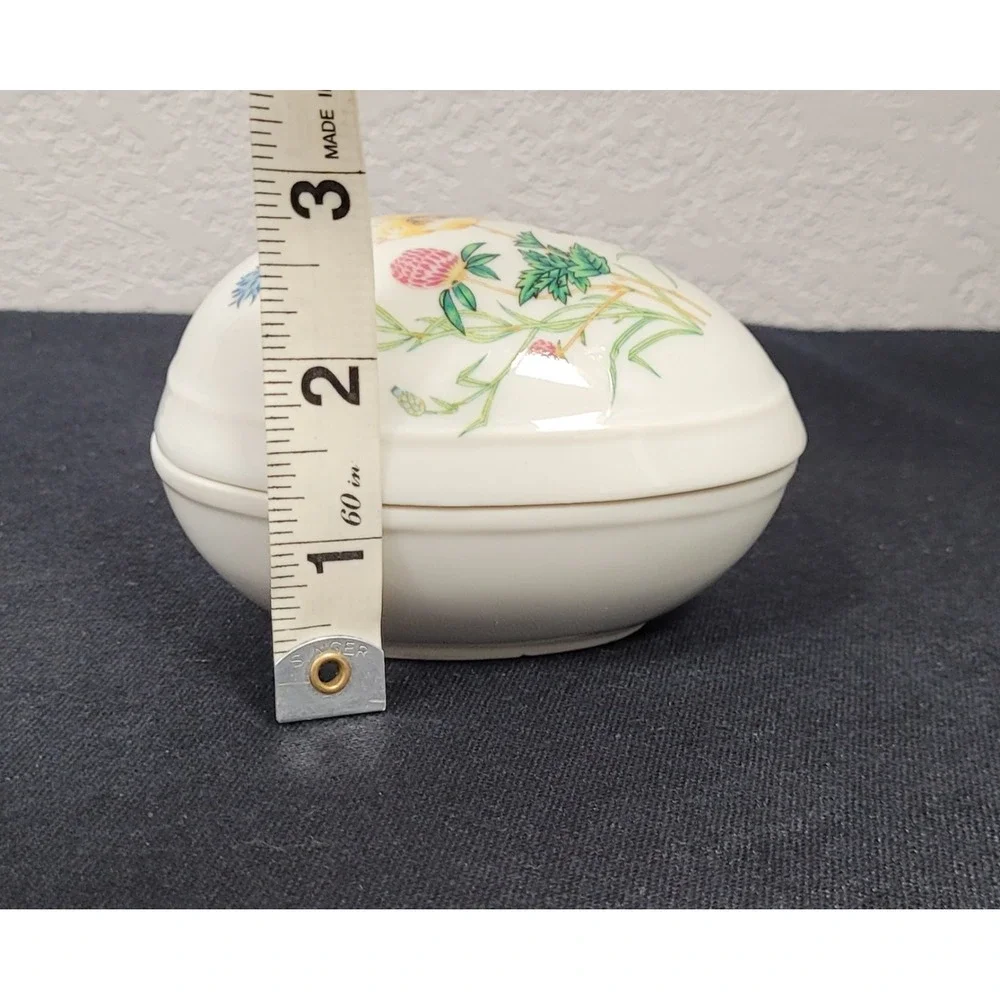 Vintage 1970s/80s Takahashi San Francisco Porcelain Egg-shaped Trinket Box